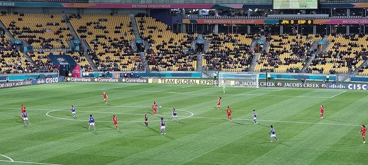 阿根廷霸占脏热搜第一！名记犀利发声：红牌缓刑乱象，FIFA遭全网怒斥｜友博体育首页（封面配图）